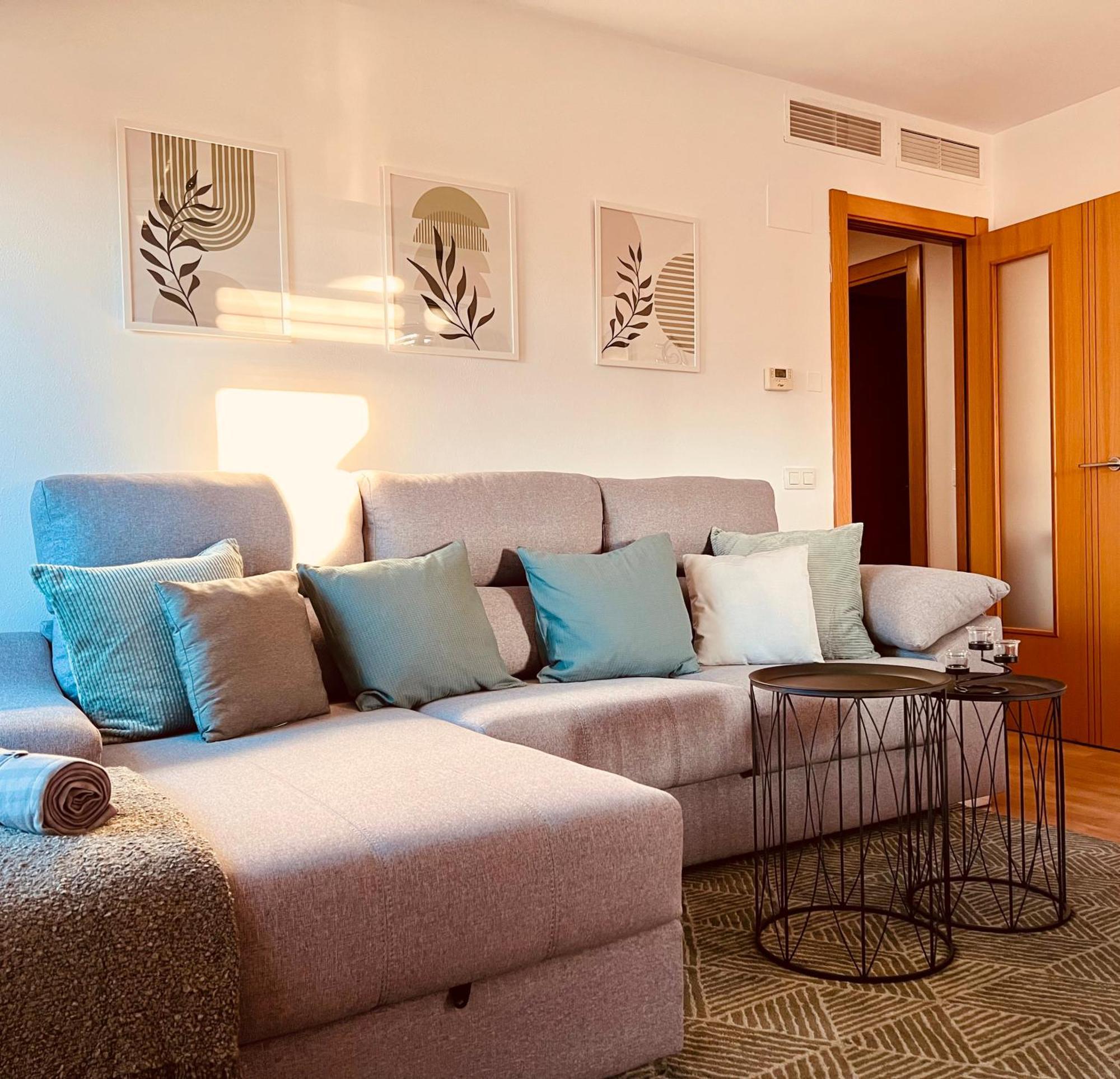 Apartamento Atico Con Terrazas, Garaje Y Ascensor En El Casco Antiguo Huesca Exterior foto